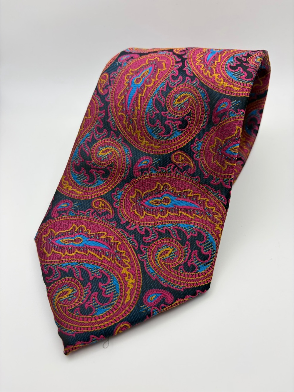 Verse 9 by Maurizio Paisley Necktie Silk Design Multicolor Wide 4 Inch